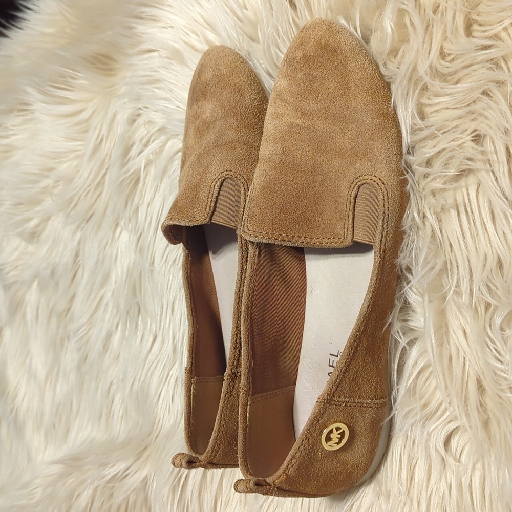 Michael Kors MK Merritt Slip on Luggage Shoes Flats Loafers Size 7.5 M - Picture 2 of 9